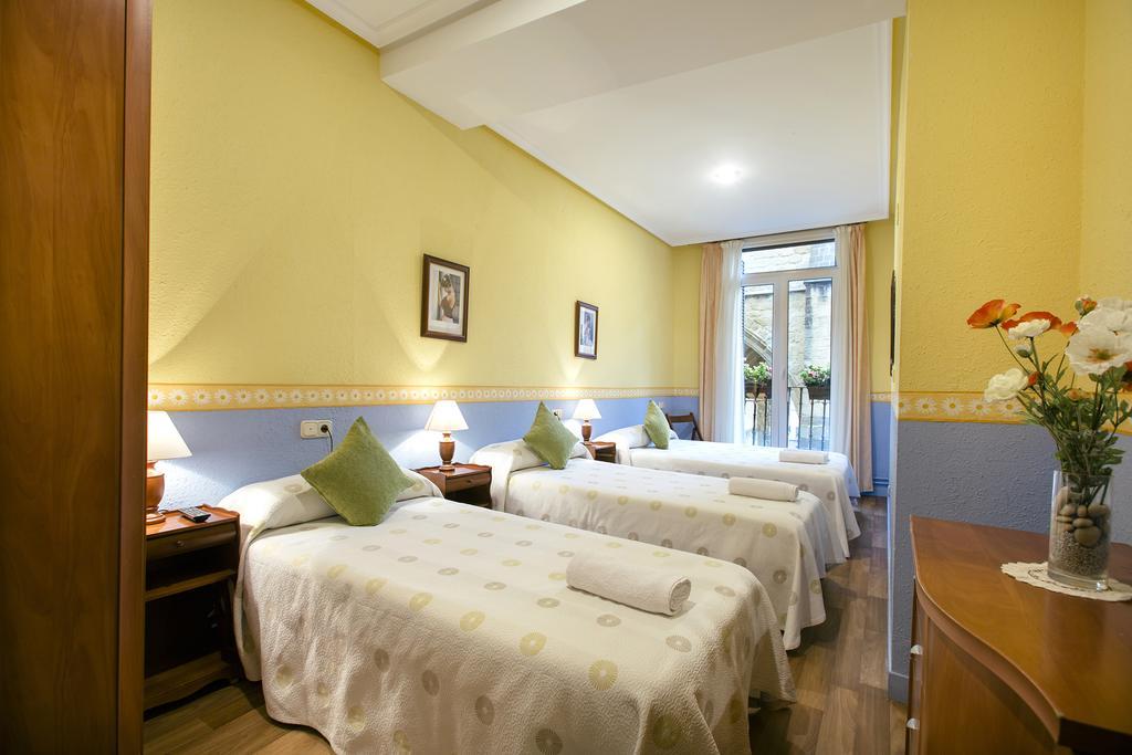 Pension Ibai San Sebastián Esterno foto