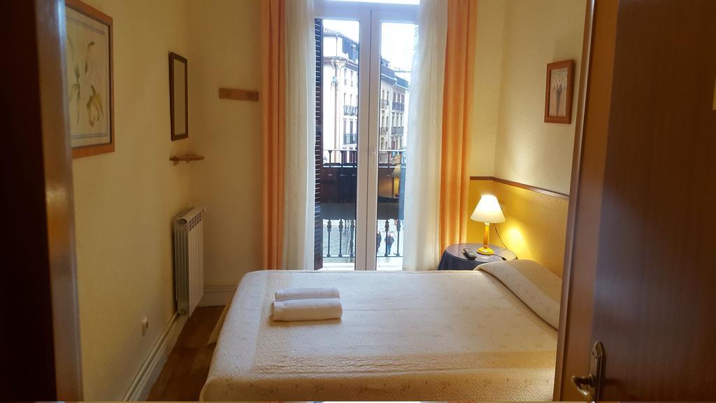 Pension Ibai San Sebastián Esterno foto